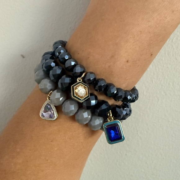 Stacking bracelets - Picture 3 of 3